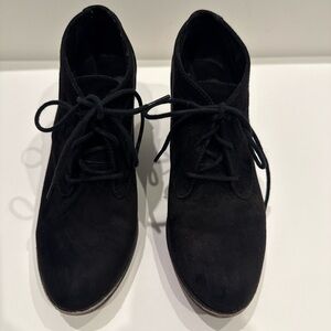 Rocket Dog Black‎ Suede Lace-Up Booties | Size 7.5 | 2” Block Heel